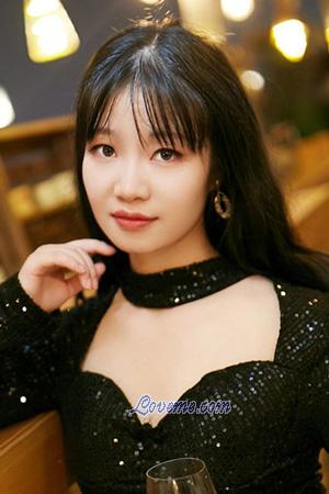 206391 - Yingying Age: 30 - China