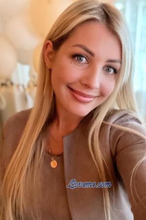 221528 - Oleksandra Age: 31 - Ukraine